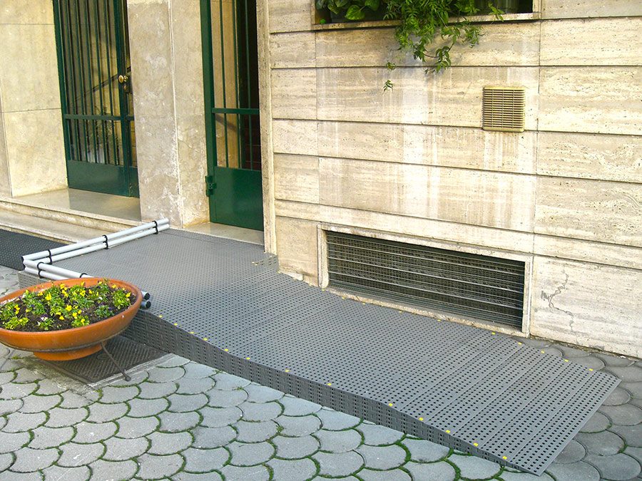 Attività Commerciali - Novità accesso disabili